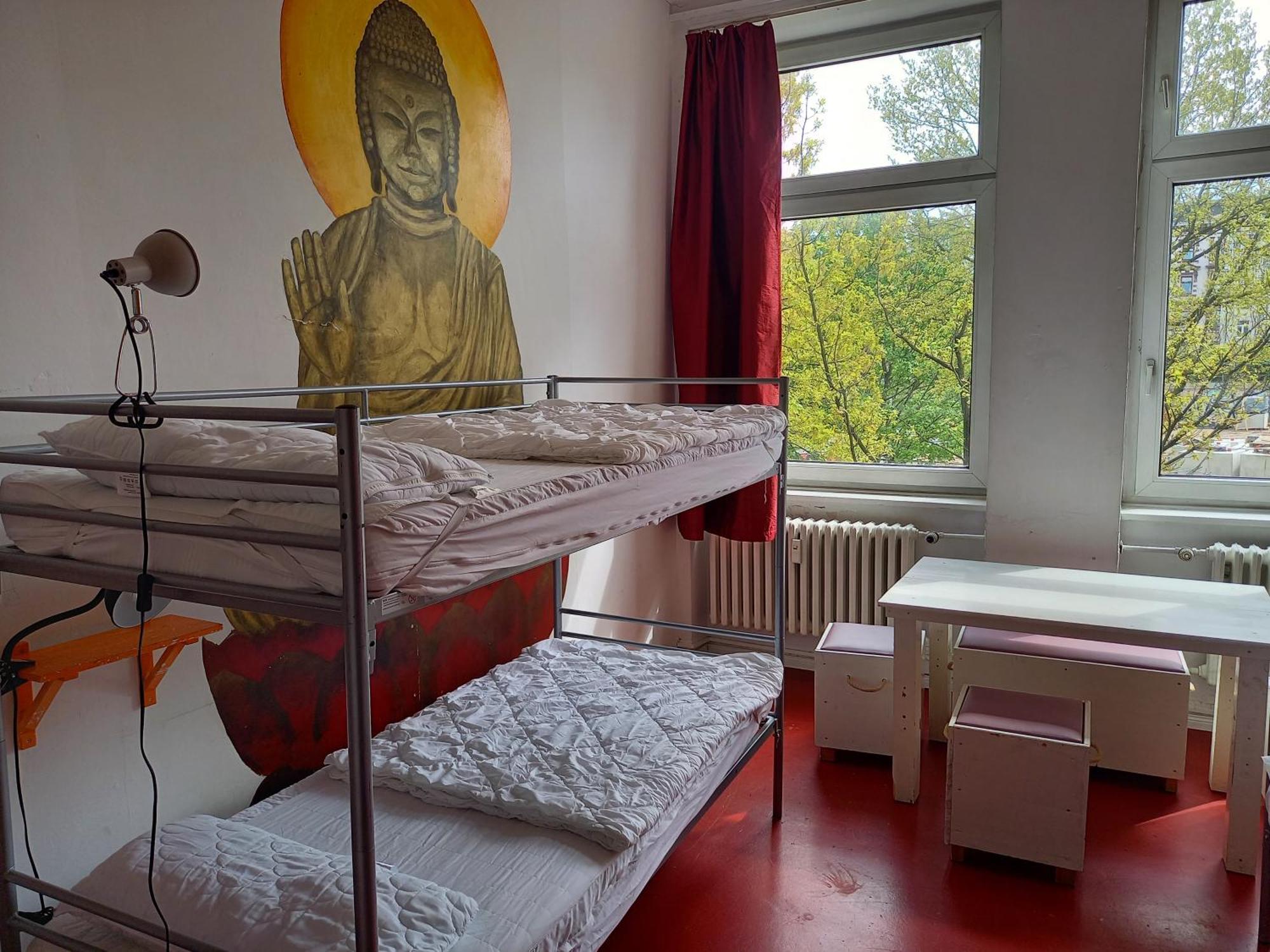 Instantsleep Backpackerhostel St Pauli ハンブルク エクステリア 写真